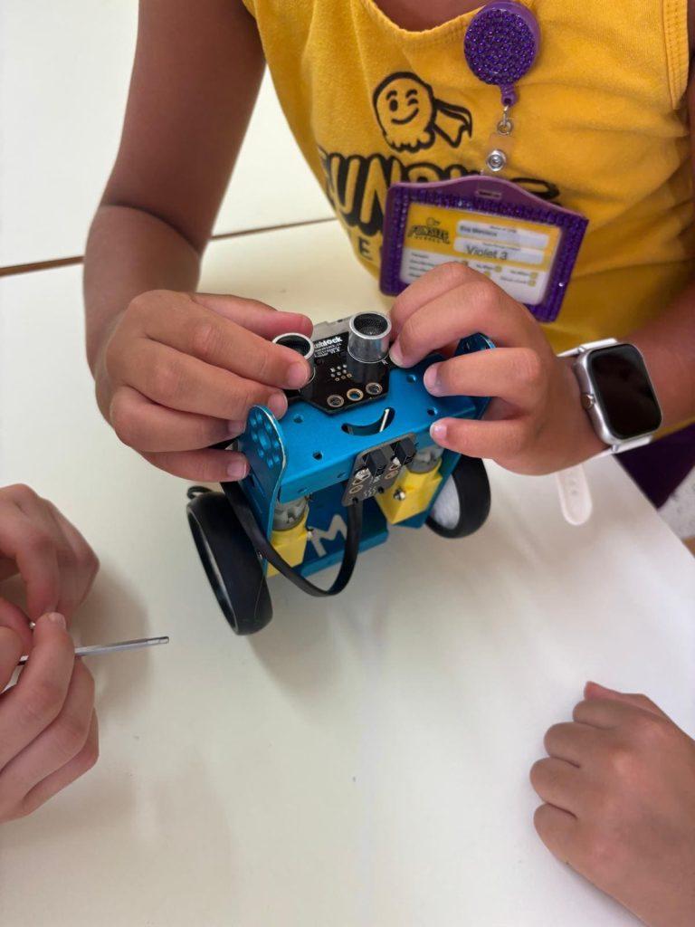 building robot